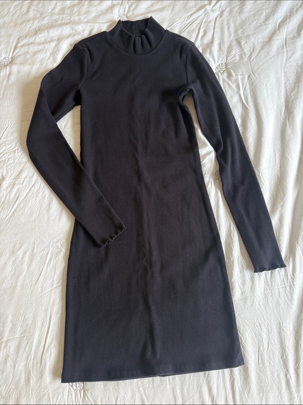 Abercrombie & Fitch Black Long-Sleeve Mock Neck Dress